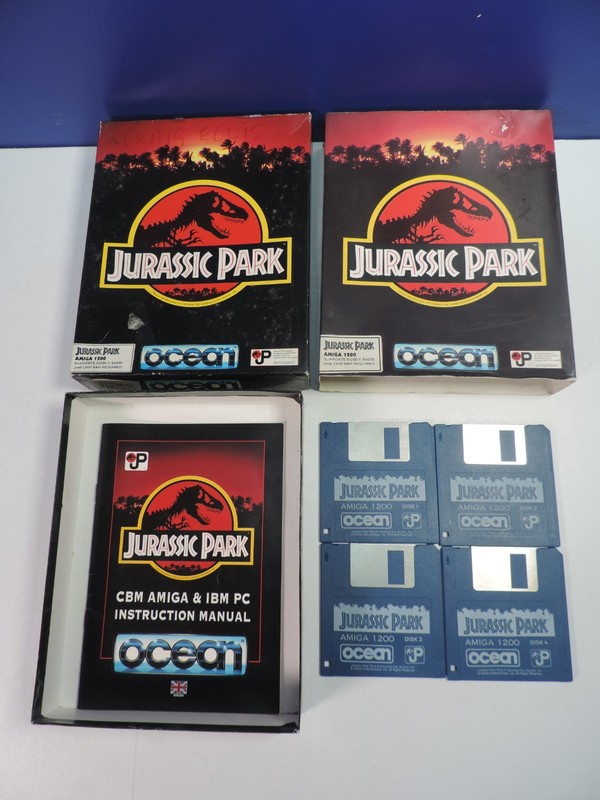 vintage COMMODORE AMIGA JURASSIC PARK DISK VIDEO GAME big box