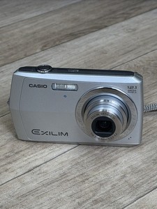 Casio Exilim EX-Z16 12.1MP Digital Camera (Tested Working)
