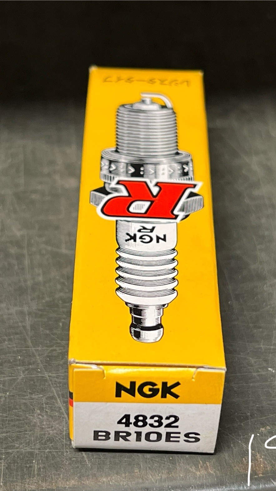 BR10ES NGK Spark Plug Sold Individual NEW