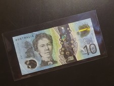 EA17 Lowe/Fraser Ten Dollar $10 Last Prefix Type Banknote, about Fine. Australia