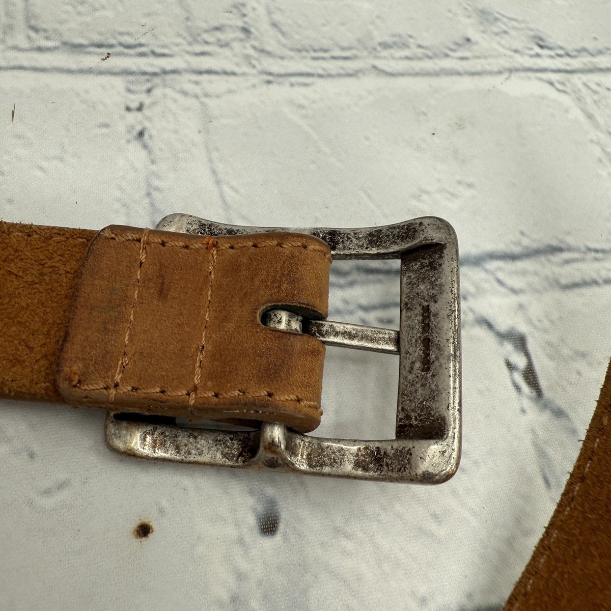 Eddie Bauer BROWN GENUINE LEATHER 1 5/8\