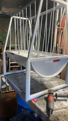 Linwood LLC Welding White Metal 3 foot sheep,goat,livestock feeders 