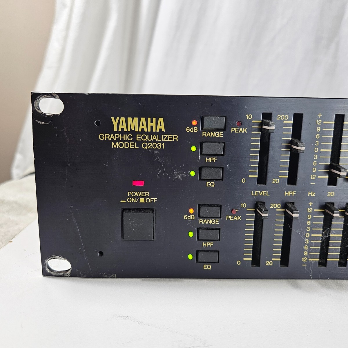 YAMAHA Q2031 Stereo Graphic Equalizer EG From Japan Rack Mounted  