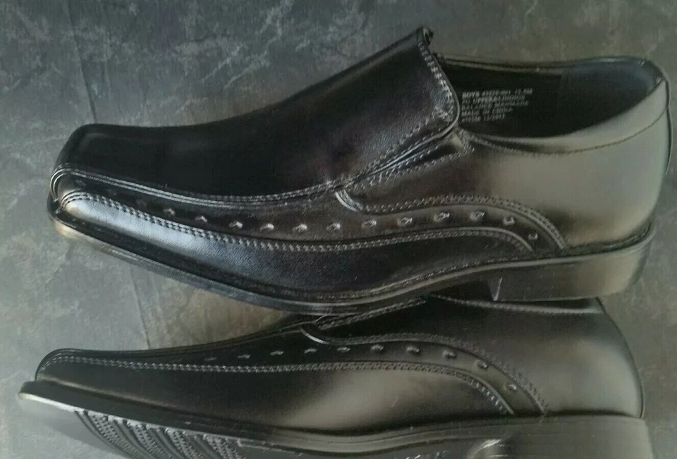 Mocasines de vestir Stacy Adams para niños talla 13,5 M punta de bicicleta zapatos sin cordones negros nuevos sin caja  Foto 2 de 4