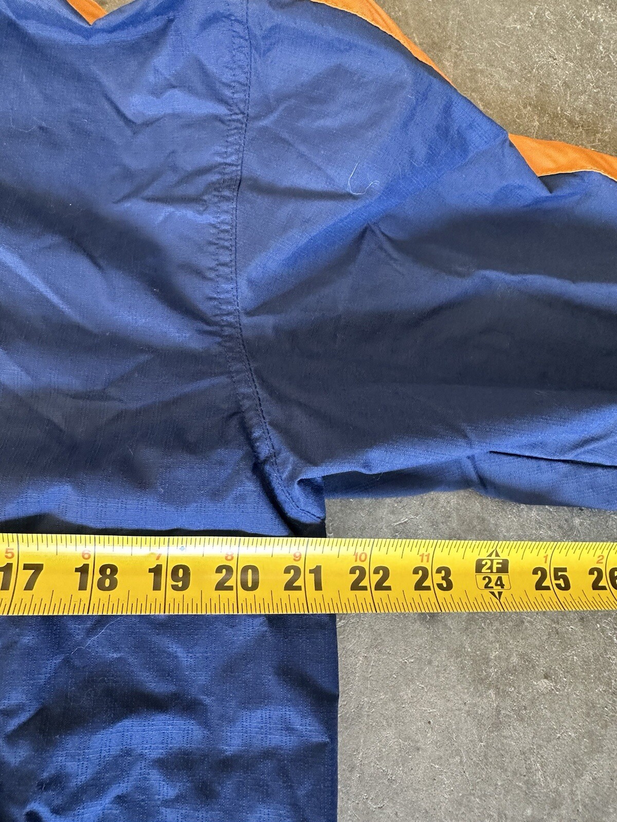 SACAI X NIKE Giacca a vento pullover con cappuccio Nike Air Center Swoosh vintage taglia media