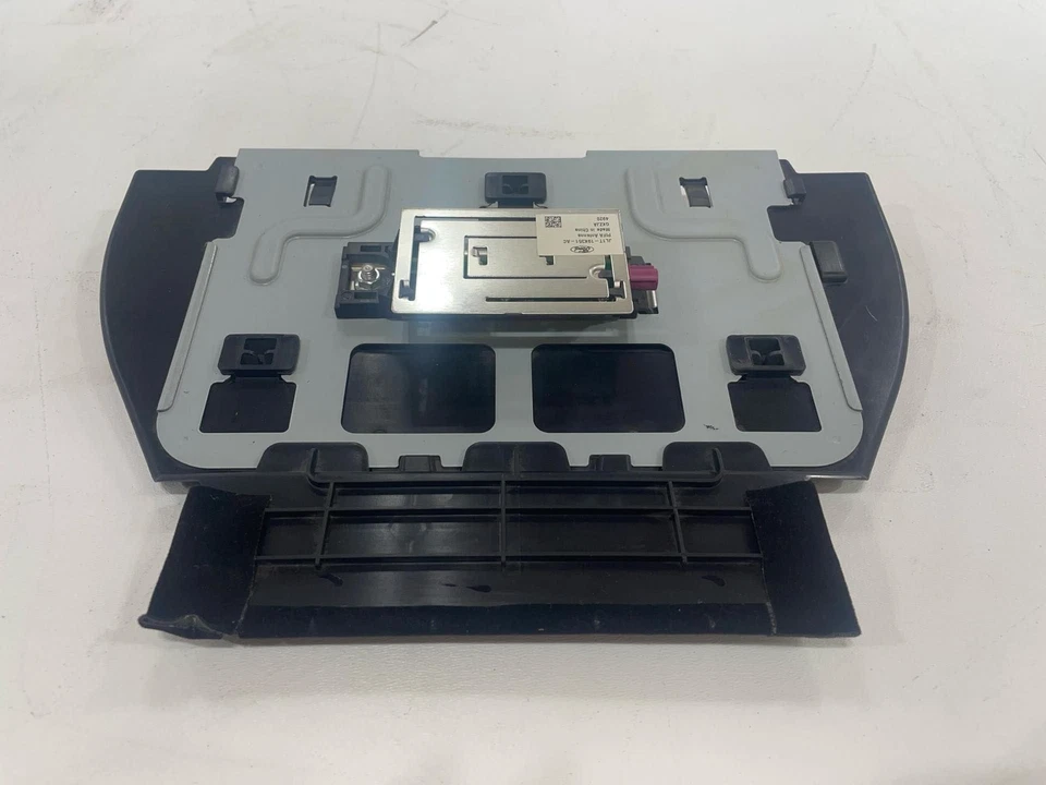 Módulo de control amplificador antena Ford Expedition 2018-2021 OEM Foto 3 de 4