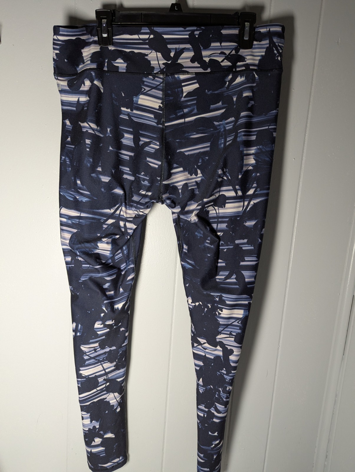 Fabletics Ladies Exercise Stretch Pants Size 2XL … - image 2