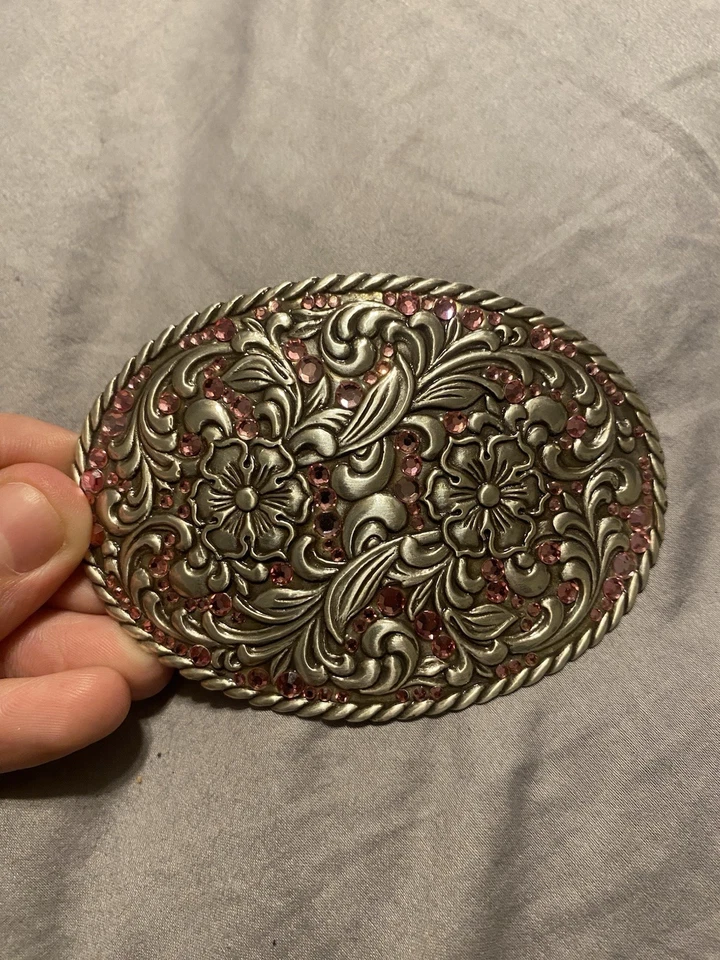 "Hebilla de cinturón de diamantes de imitación rosa occidental NOCONA para damas para cinturones de hasta 1,5"" de ancho" Foto 4 de 4