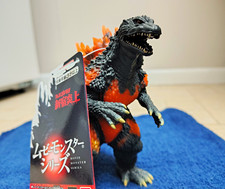 Bandai Premium Burning Millennium Godzilla 20...