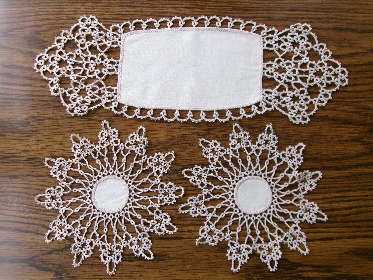 Vintage Tatted Doilies In Collectible Lace, Crochet & Doilies for