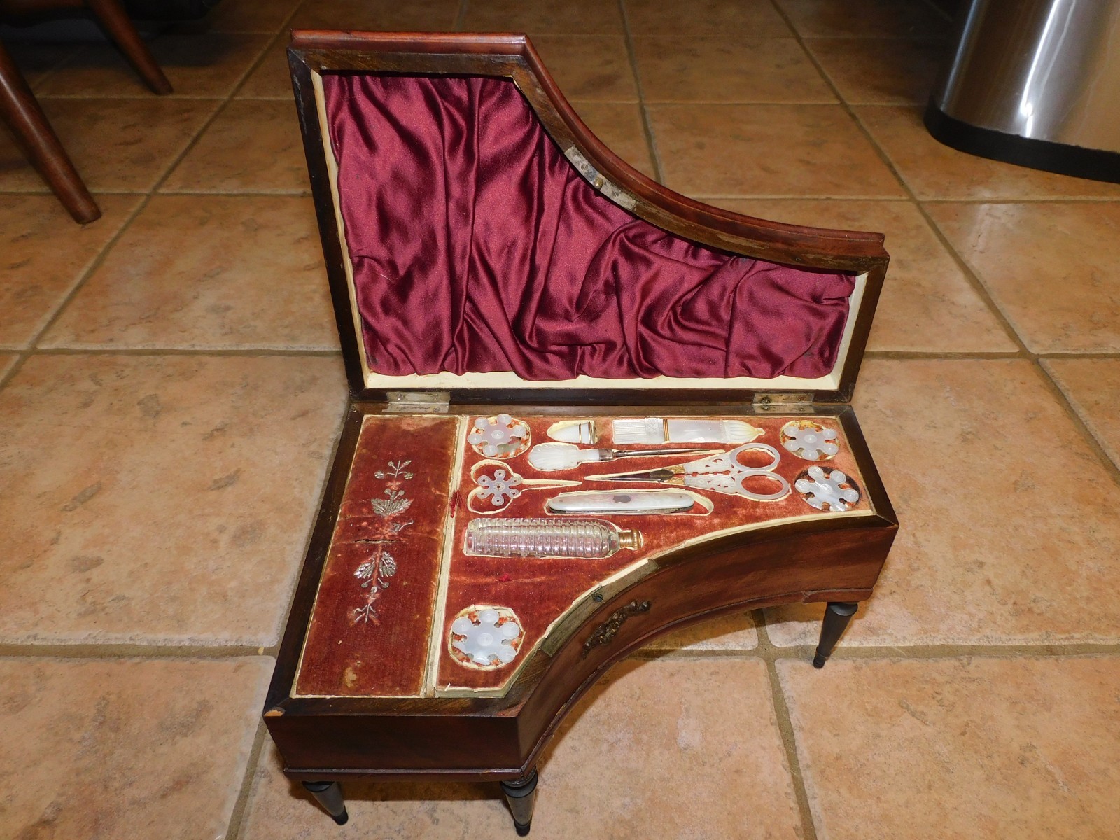 ANTIQUE FRENCH PALAIS ROYAL PIANO SEWING MOP, STERLING TOOLS SET