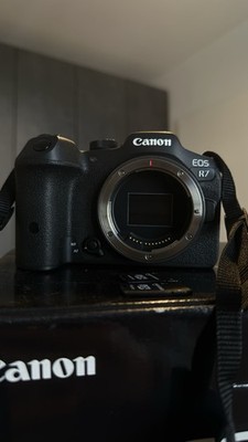 Canon EOS R7 + RF-S 18-150 IS STM Objektiv Kit #43