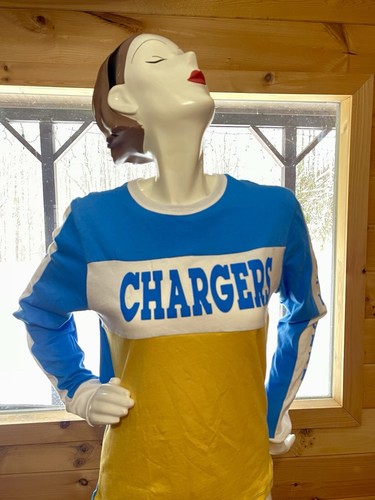 New Women's Long Sleeve V Neck Shirt Chargers NFL Football Size XL