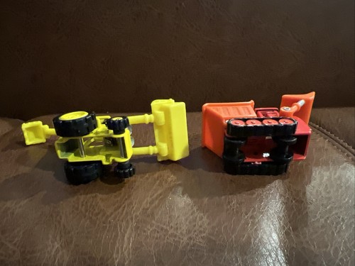 Bob The Builder Yellow Backhoe Bulldozer Diecast Toy 2004 - Picture 5 of 6