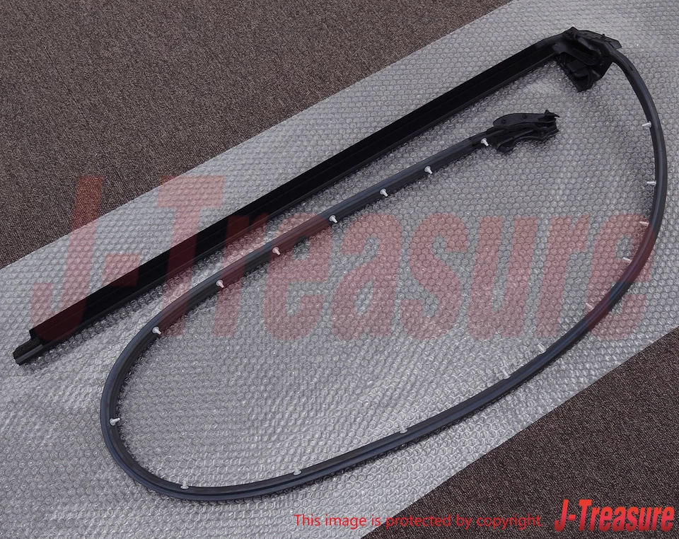 NISSAN GT-R R35 2009-2021 Genuine Front Door Weatherstrip LH 80831-62B0A OEM - Image 4 of 4