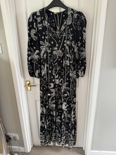 FARM RIO black white jungle print Tiered Maxi Dress Size medium 12/14