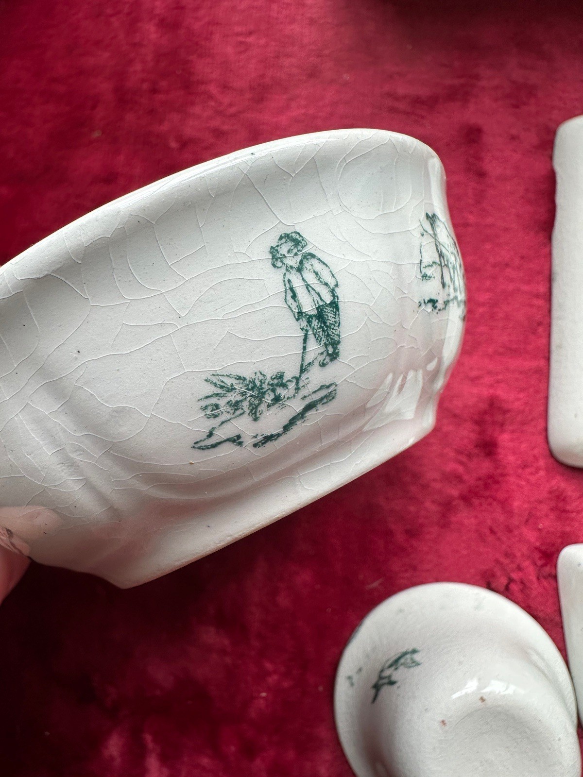 Old toilet service in its original box doll pitcher soap dish »