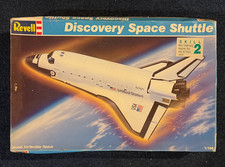 Revell Discovery Space Shuttle Plastic Model Kit 1:144 Scale No. 4543
