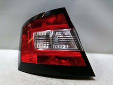 Skoda Fabia 3 original Rücklicht Rückleuchte Schlussleuchte links Fließheck Bj.2