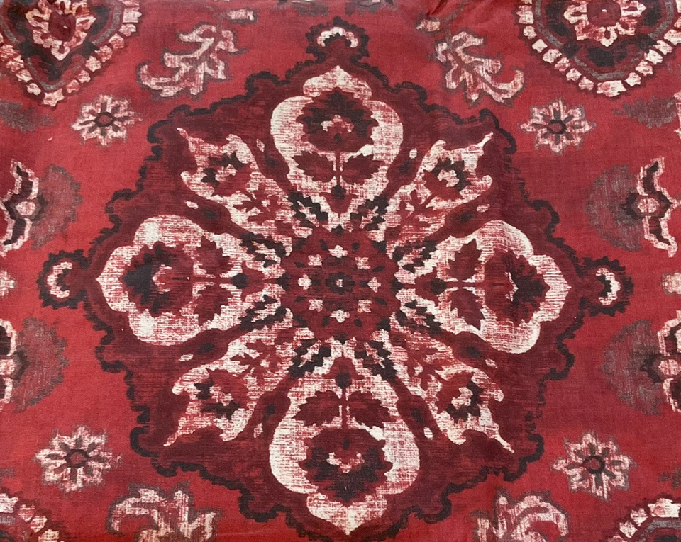 Pottery Barn Red Giovanna Medallion King/Cal King Duvet NWOT - Image 3 of 4