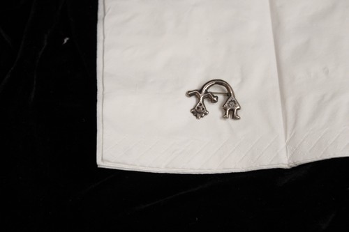Native American Sterling Silver pin - Picture 1 of 2