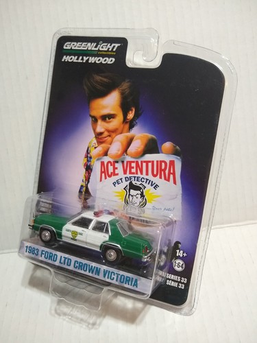 1:64 Greenlight HOLLYWOOD 33 ACE VENTURA 1983 Ford LTD Crown Vic POLICE CAR - Picture 2 of 7