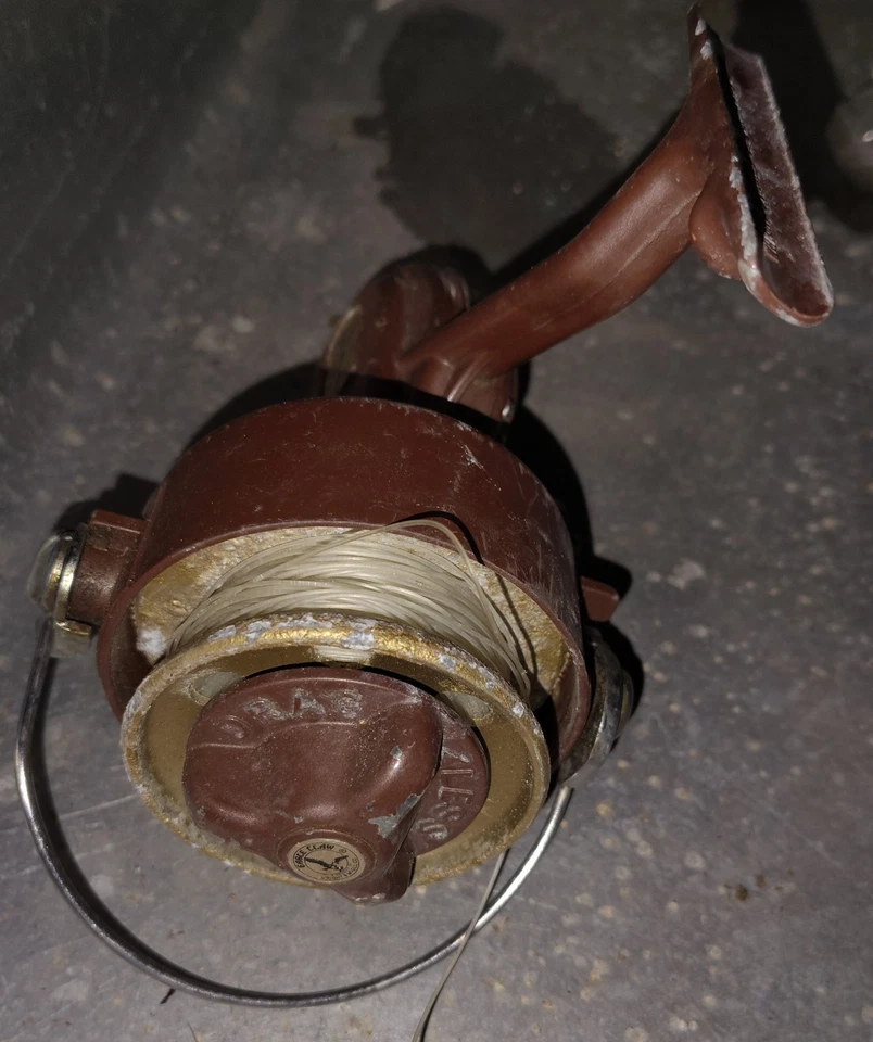 De colección Eagle Claw Wright & McGill Co. Modelo No. Carrete giratorio 625 Japón Foto 3 de 4