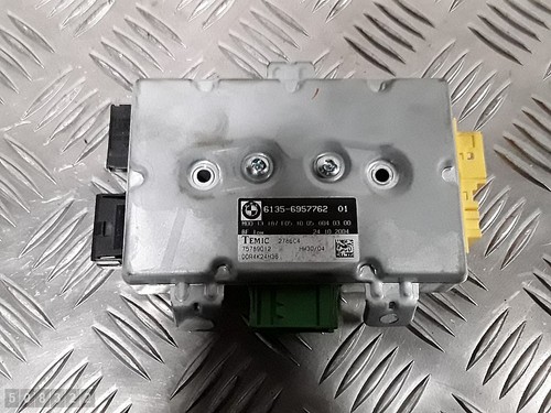 BMW 5ER E60 Bj 2004 Steuergerät Türsteuergerät/Modul vorne rechts 61356957762