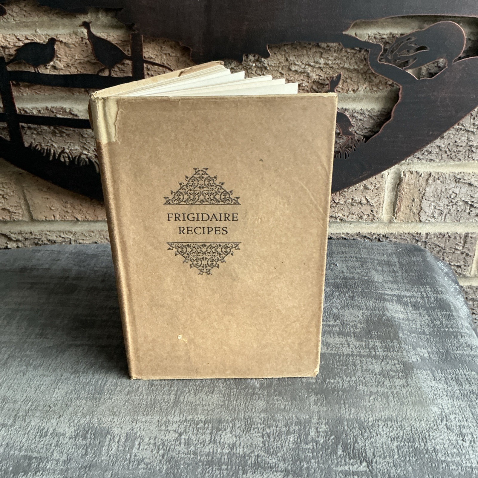 Frigidaire Recipes 1929 1st Edition DJ HB