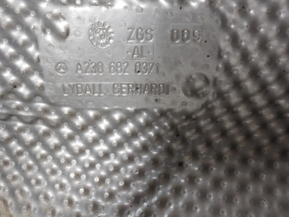 Front Left Exhaust Heat Shield A 2306820371 03-12 Mercedes Benz R230 SL600 SL500 - Image 2 of 4