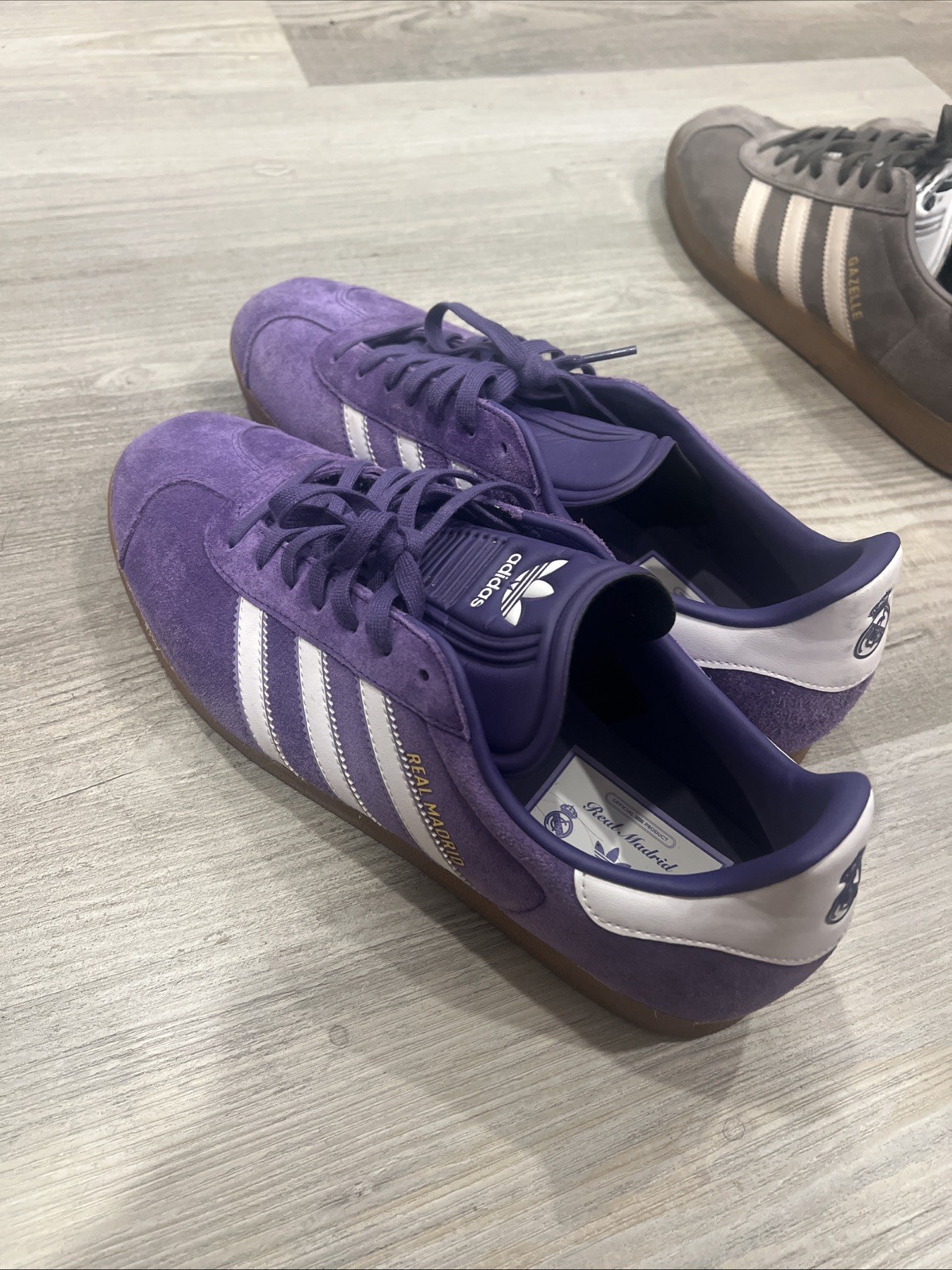 Real Madrid Adidas Originales Gazelle Terraza Iconos Nube Púrpura - Modelo JS3041
