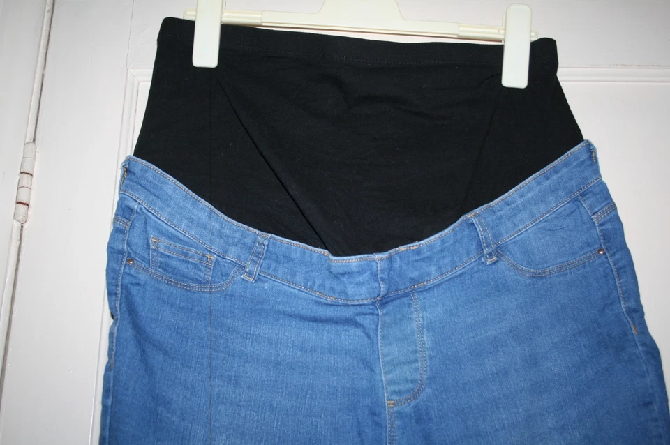 SIZE 14 MATERNITY DOROTHY PERKINS BLUE SKINNY JEANS WITH STRETCH  29" LEG - Image 2 of 4