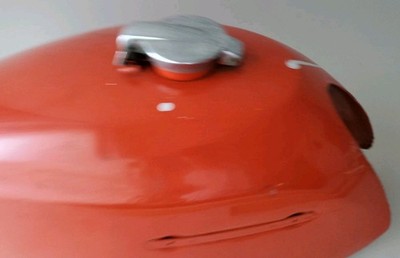 OEM SUZUKI T500 GAS TANK W/ FUEL CAP 500 TITAN ORANGE | eBay