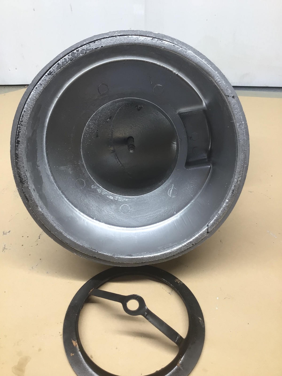 1966-80 Rolls Royce Silver Shadow Wraith II Air Filter Housing & Assemblies