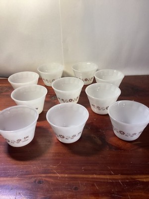 Set Of 10 Vintage Dynaware Pyr-O-Rey Milk Glass Custard Cups