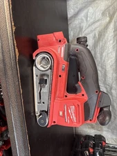 Milwaukee 2832-20 M18 FUEL 3 x 18 in Belt Sander Z193