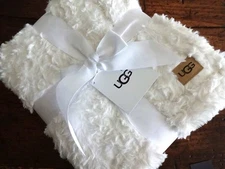 UGG ADALEE Natural WHITE Textured FAUX FUR Super Luxe FLUFFY THROW BLANKET 50X70