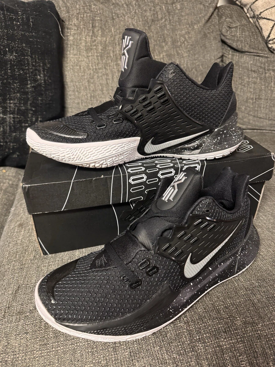 Preços baixos em Nike Kyrie 2 Low Black | eBay