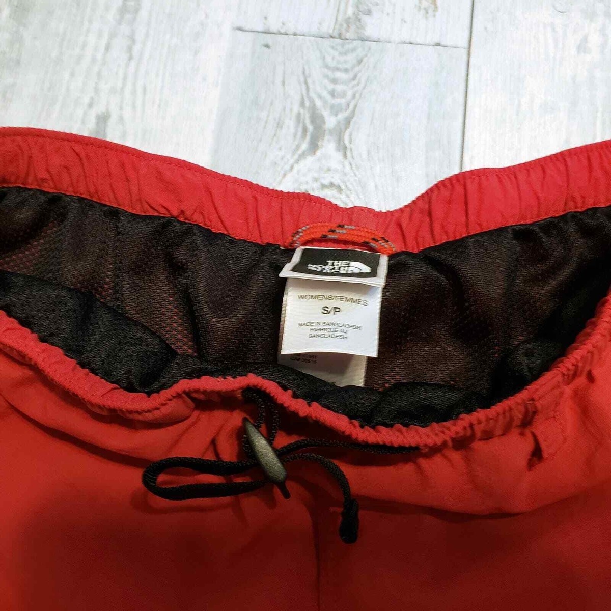 ジッパー The North Face Women's Active Shorts Red SP | eBay
