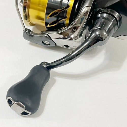 Shimano 20 Twin Power C 2000S Spinning Reel - Picture 7 of 7