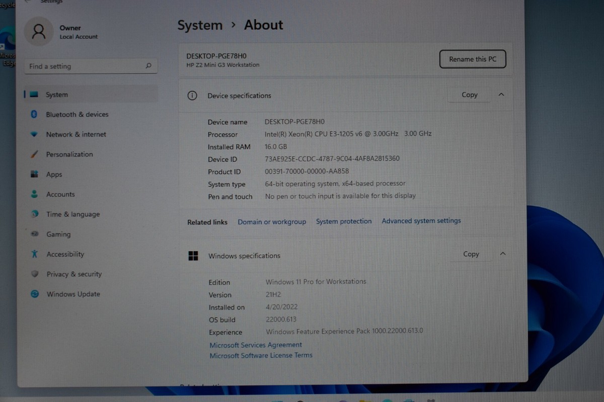 HP Z2 Mini G3 Workstation Xeon E3-1205v6 16GB RAM NVMe Quadro M620