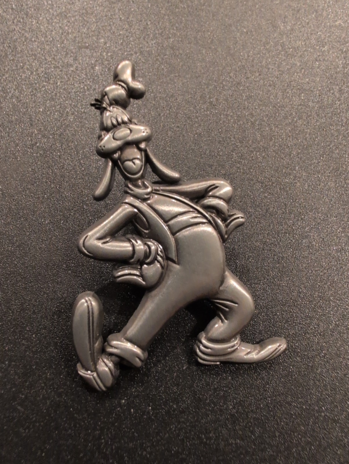 NEW BoxLunch Monogram Disney Mickey & Friends 3D Pewter Pin Goofy 2026