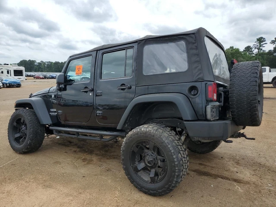 GLOVE BOX 2014 JEEP WRANGLER - Image 3 of 4
