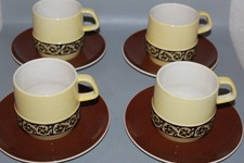 4 VINTAGE CARLTON WARE YELLOW & BROWN TEA CUPS AND SAUCERS c 1970's