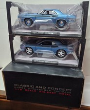 Challenger R/T & Challenger Concept 1971 paquete de 2 autos diecast 1:18 - azul