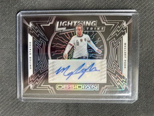 2021 - 22 Obsidian Lightening Strike MALLORY PUGH SWANSON  Auto #67/149 USWNT