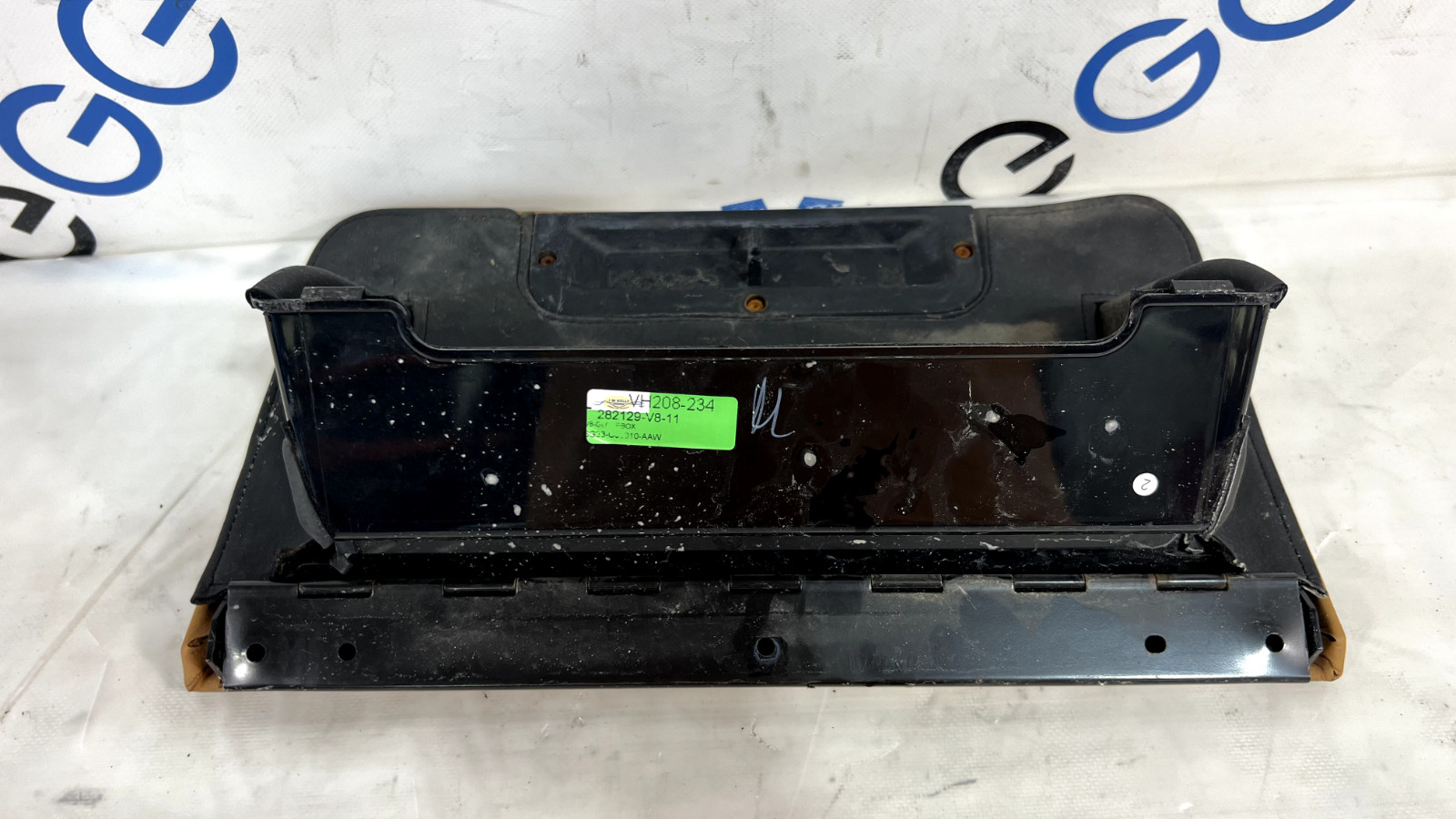 2011 ASTON MARTIN VANTAGE RIGHT DASHBOARD GLOVE BOX DOOR 6G33-C06010-AAW OEM