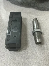 LEE universal Decapping Die + Plastic Box