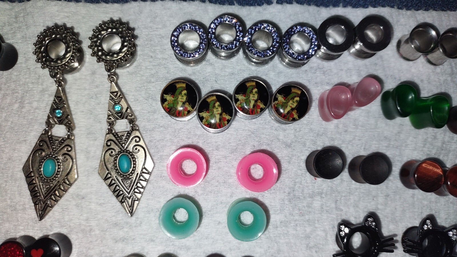 Ear Gauges - image 4