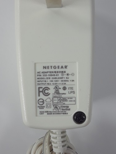Routeur tri-bande Netgear Orbi RBR50v2 AC3000 maillé Wi-Fi avec cordon d'alimentation - testé - Photo 7 sur 7